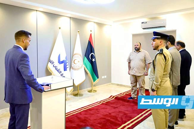 أداء اليمين القانونية للفائزين في انتخابات المجالس المحلية للشباب بـ10 بلديات
