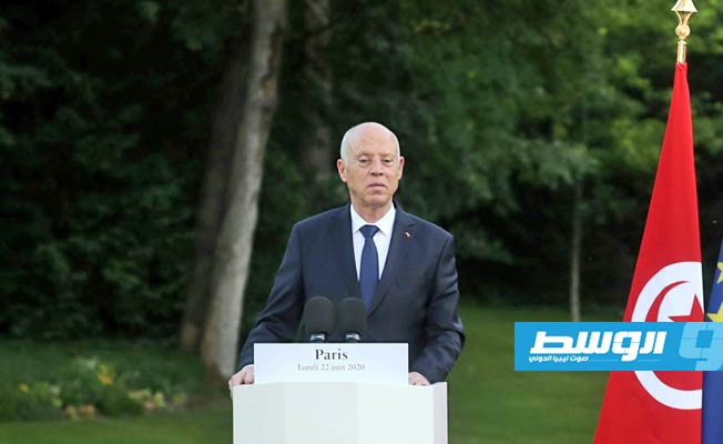 قيس سعيد يصدر أمرا رئاسيا بإعفاء المشيشي ووزيري الدفاع والعدل