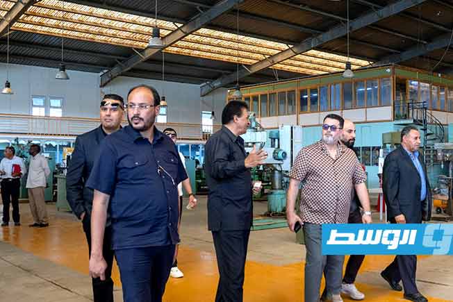 هيئة تشجيع الاستثمار تبحث إعادة تشغيل المصانع في الجنوب