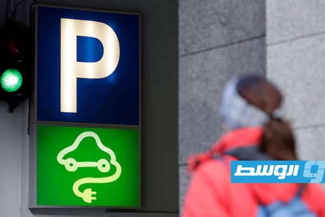 بسبب نقص الإمدادات.. «جولدمان ساكس»: طفرة مبيعات السيارات الكهربائية قد تخفض طلب النفط في نهاية 2027