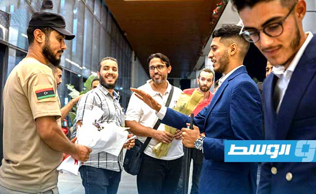 وصول أطباء عالميين للمشاركة في المؤتمر الدولي لجراحة المناظير النسائية بمصراتة
