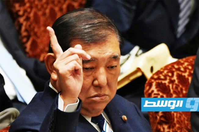 رئيس وزراء اليابان يعتزم الاستقالة بعد «الانتكاسة الانتخابية»