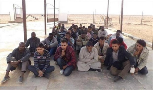 القبض على 10 سوريين حاولوا التسلل إلى ليبيا عبر الجزائر