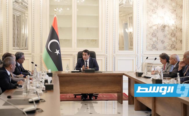 المنفي يشدد على إخضاع جميع تعاقدات النفط والكهرباء لـ«الرقابة القانونية الدقيقة»