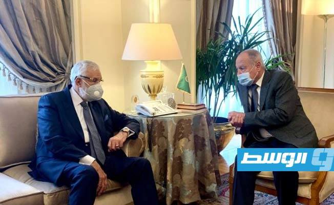 «التطورات الأخيرة للعملية السياسية».. محور مشاورات سيالة وأبوالغيط