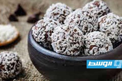 طريقة تحضير كرات الشوكولاتة بجوز الهند للأطفال