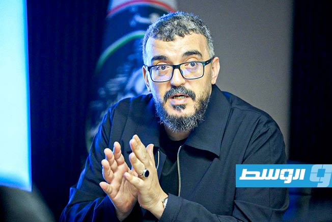 التومي يناقش إطلاق البرنامج الوطني لتفعيل الإيرادات المحلية بسوق الجمعة