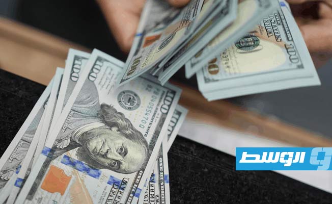 «غولدمان ساكس» يتوقع أداء قويا للدولار في عهد ترامب