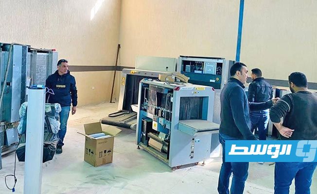 تركيب وصيانة أجهزة تفتيش أمني بمطار «الأبرق» الدولي