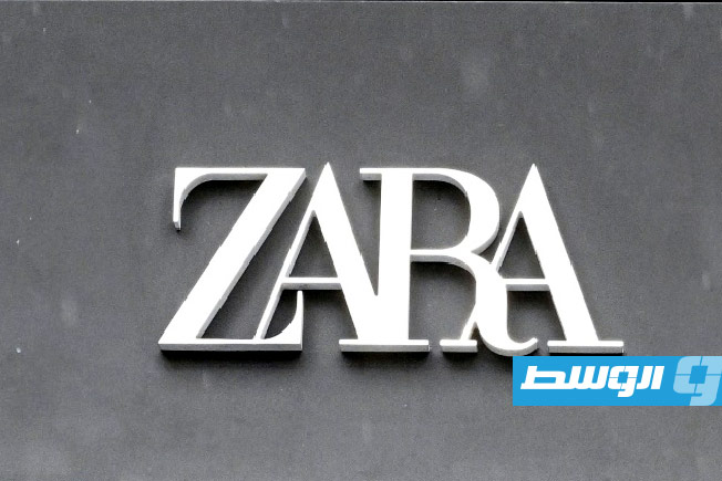بعد تحذير.. «نحافة عارضتين» تجبر «زارا» على حذف صورتين