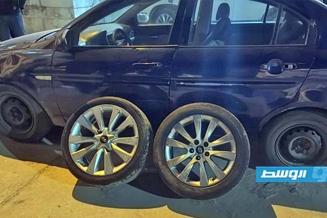 ضبط تشكيل عصابي مسؤول عن حوادث سرقة إطارات السيارات في بنغازي