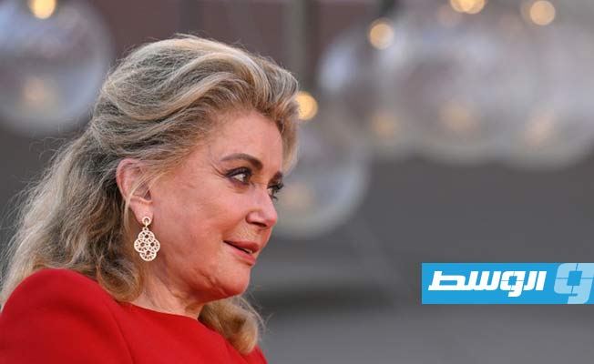 السياسة تحضر في انطلاق مهرجان «البندقية السينمائي»