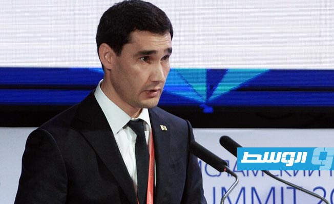 برلمان تركمانستان يمنح الرئيس محمدوف لقب «بطل» البلاد