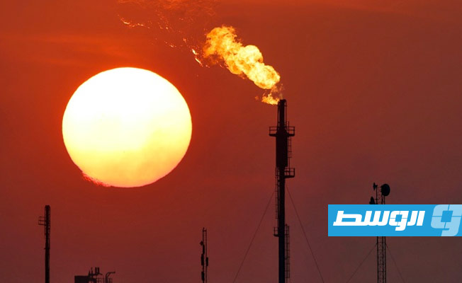 العراق يتوقع وقف حرق الغاز المصاحب لاستخراج النفط بالكامل بنهاية 2027