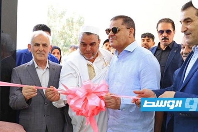 الدبيبة يفتتح أقسامًا جديدة بمركز مصراتة الطبي