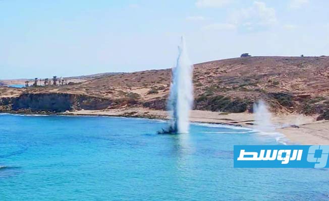 تفجير لغم بحري من مخلفات الحرب العالمية الثانية بمنطقة النقازة غرب الخمس