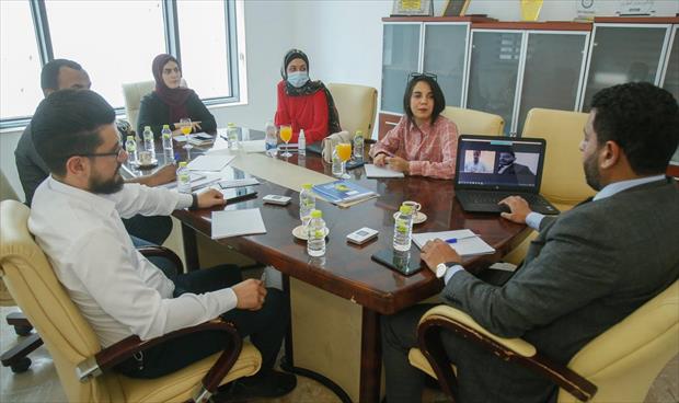 اللجنة التأسيسية للبرلمان الشبابي الانتقالي تضع خطة زمنية لعملها وتحدد موعد انطلاق البرلمان