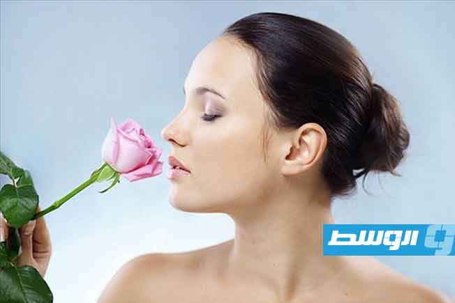 عطري جسدك بوصفة طبيعية