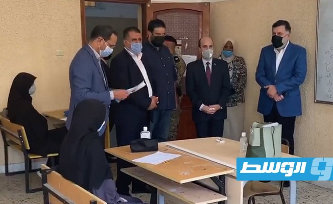 السراج يتفقد استئناف الدراسة في ظل جائحة «كورونا»