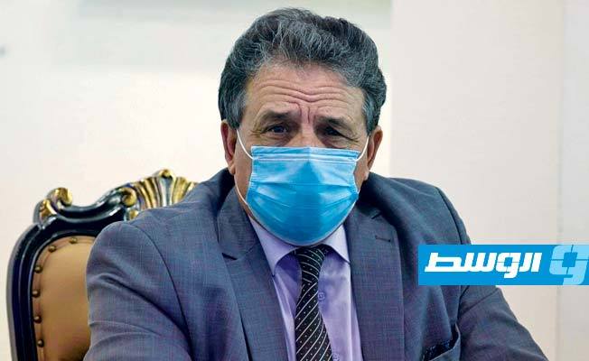 عقوب يوجه بتفعيل قرارات «صحة الموقتة» بشأن إعادة تشكيل لجان مكافحة «كورونا»