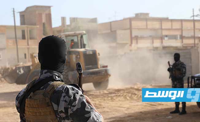إزالة التعديات على مزرعة السويحلي بمدينة مصراتة