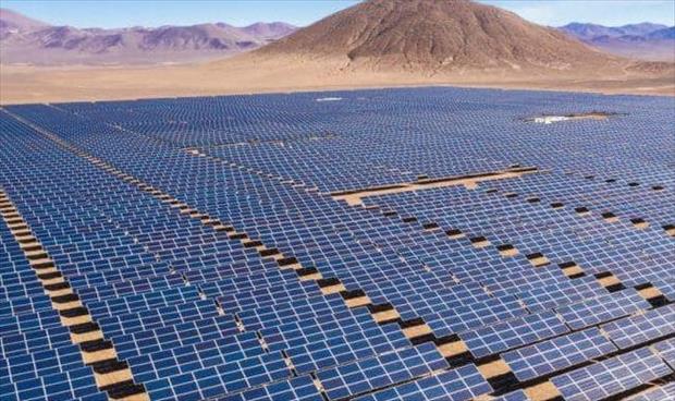 السفارة البريطانية تسعى لتطوير مشاريع للطاقة المتجددة لتحسين توفير الكهرباء في ليبيا