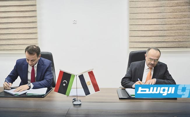 توقيع عقود إنشاء جسور بين صندوق إعمار درنة و«المقاولون العرب»