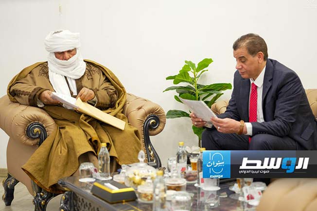 القطراني يتعهد توفير أهم احتياجات مناطق «الطوارق»