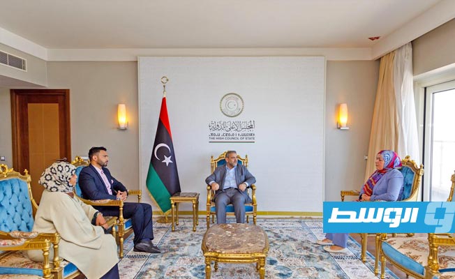 المشري يبحث مع أعضاء بملتقى الحوار تقريب وجهات النظر للاتفاق على قاعدة دستورية