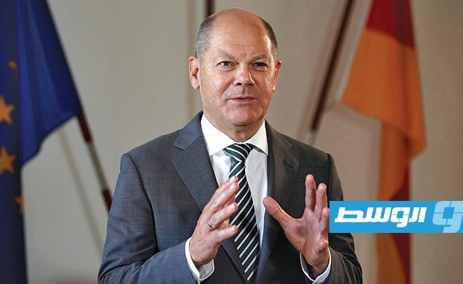 شولتس يؤكد تعيين وزير جديد للدفاع