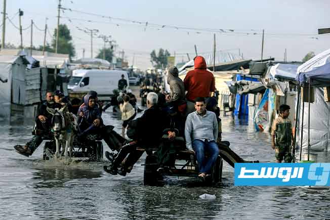 «أونروا»: آلاف العائلات في غزة تواجه الشتاء بخيام مهترئة وسط دمار واسع