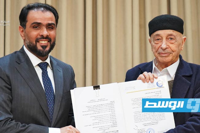 بأكثر من 174 مليار دينار.. حماد يسلم عقيلة مشروع قانون «الميزانية الموحدة» لسنة 2025