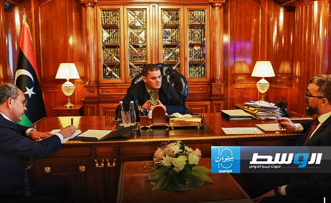 التومي يعرض خطة نقل اختصاصات 3 قطاعات من وزارة الحكم المحلي إلى البلديات