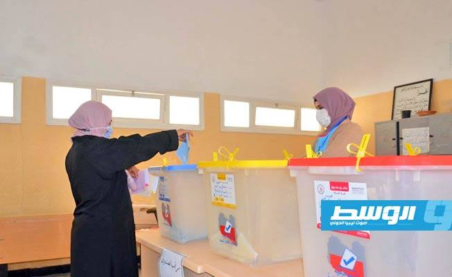 لائحة الانتخابات البلدية الجديدة تحدد 11 تصرفا محظورة على المرشحين