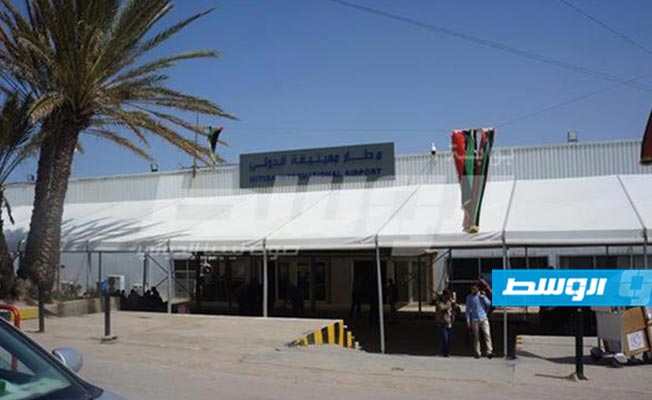 طائرتا الخطوط الليبية وخطوط الأجنحة تقلعان من مطار معيتيقة إلى إسطنبول