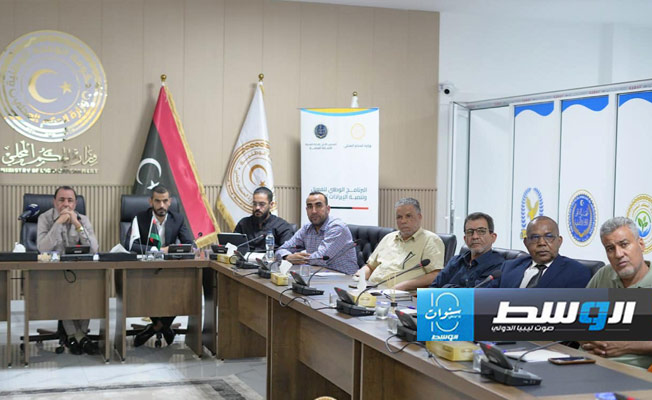 27 بلدية توقع وثيقة البرنامج الوطني لتفعيل الإيرادات المحلية