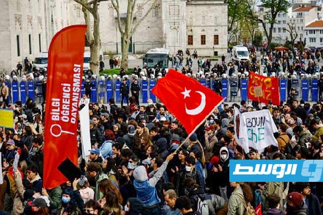 تركيا.. تأجيل الحكم القضائي بشأن حلّ قيادة حزب الشعب الجمهوري