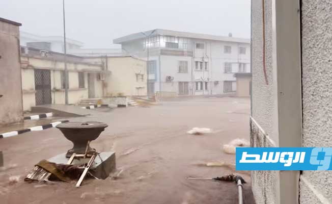 الدبيبة: وفاة شخص ومفقودَيْن اثنين جراء السيول في المنطقة الشرقية