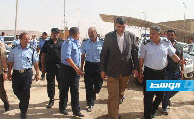 عاشور يطالب الأجهزة الأمنية بمعبر وازن ذهيبة الحدودي بالحد من عمليات التهريب