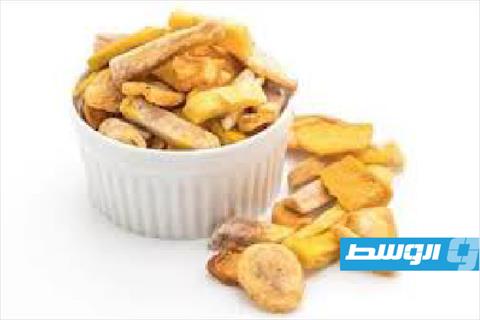 رقائق الفواكه المجففة للحفاظ على الحمية الغذائية