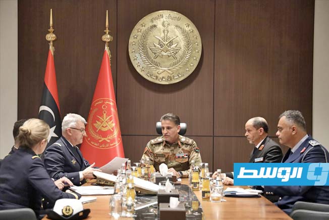 Al-Namroush receives France's Mediterranean Maritime Zone Commander on first visit to Libya