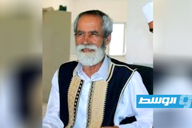 وعكة صحية تُبعد الكاتب والشاعر عمر رمضان «موقتًا» عن الساحة الثقافية