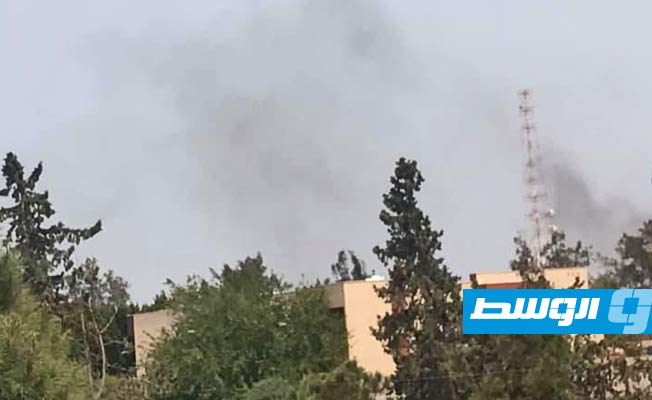 وفاة شخص وإنقاذ عائلة جراء سقوط قذائف بمنطقة الجبس في طرابلس