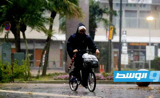 إعصار «نانمادول العملاق» يجتاح جزيرة كيوشو اليابانية