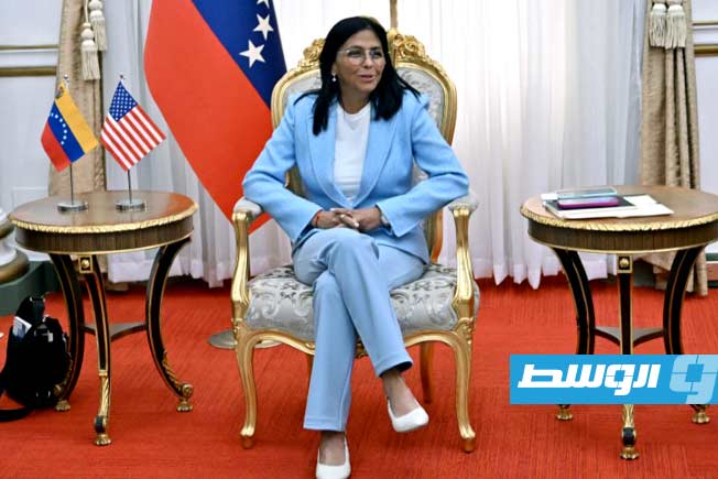 غداة إقالة وزير الدفاع.. رئيسة فنزويلا بالوكالة تستبدل القيادة العليا للجيش بالكامل