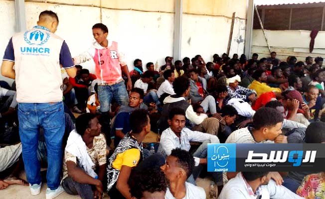 «مفوضية اللاجئين» ترصد زيادة في أعداد اللاجئين داخل مراكز الاحتجاز في ليبيا