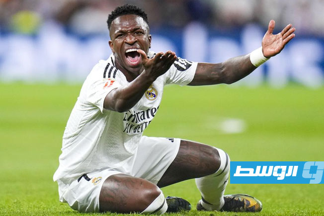 ثورة في غرفة ملابس ريال مدريد بسبب فينيسيوس ومطالب بطرده