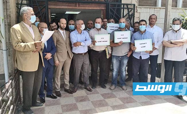 بالصور.. وقفة احتجاجية ضد المحاصصة في المناصب السيادية القضائية