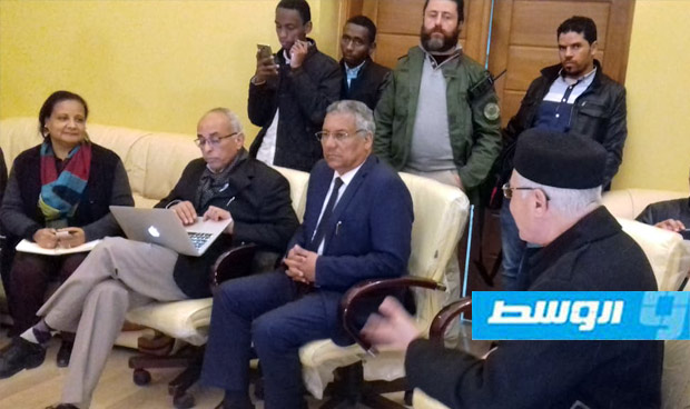 وفد بعثة الأمم المتحدة يزور سبها ويجتمع بالمسؤولين في البلدية