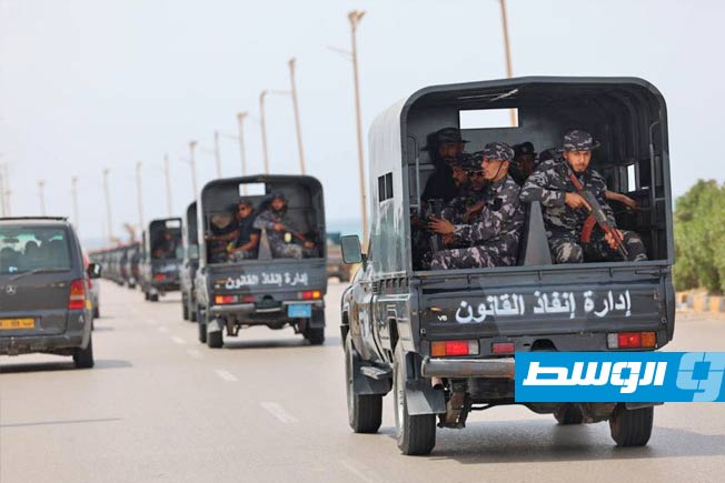 بالصور.. تعزيزات أمنية لـ«الداخلية» في مناطق التماس بطرابلس